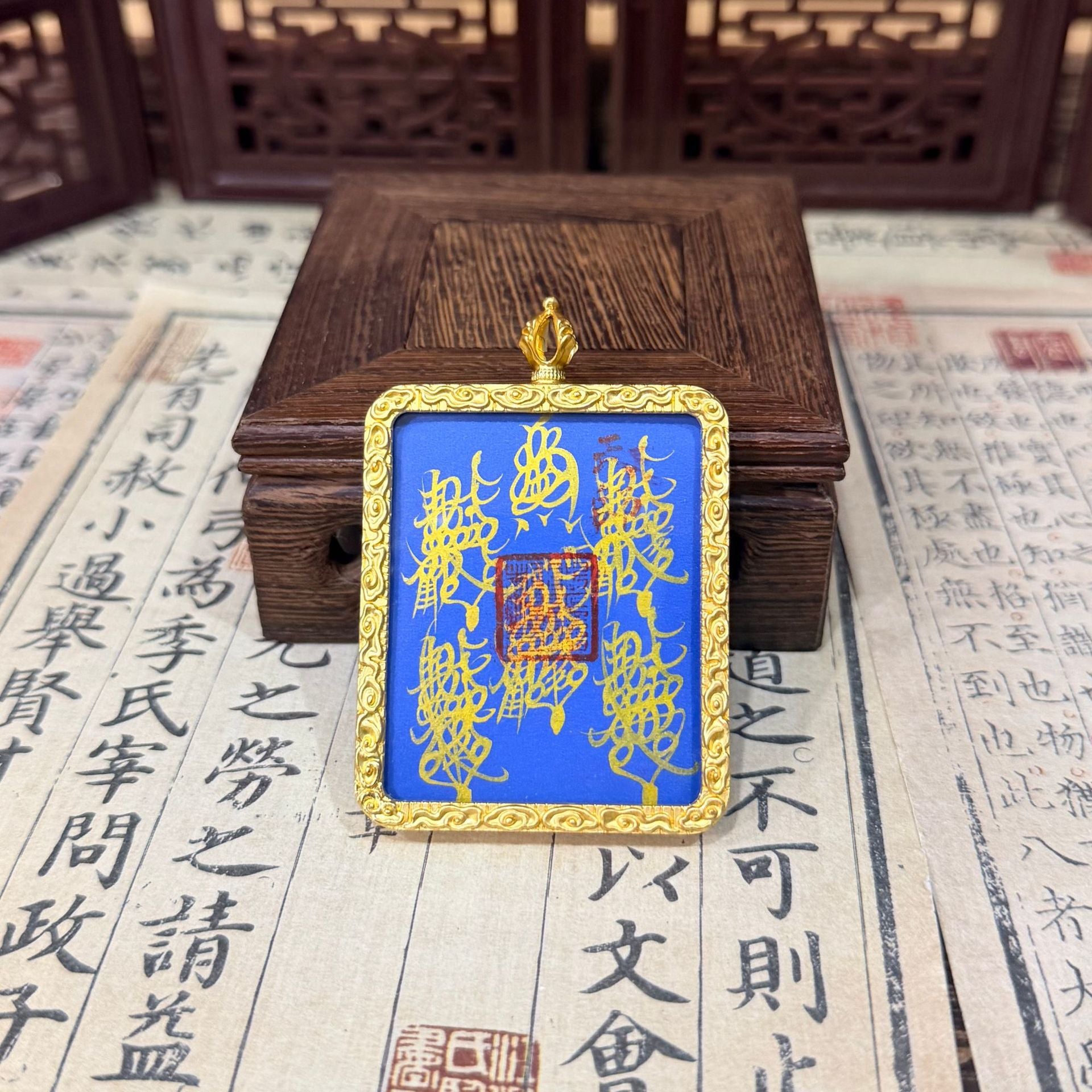 e0a70c7c-b1a9-4a8c-8581-4e086fdbb0b9