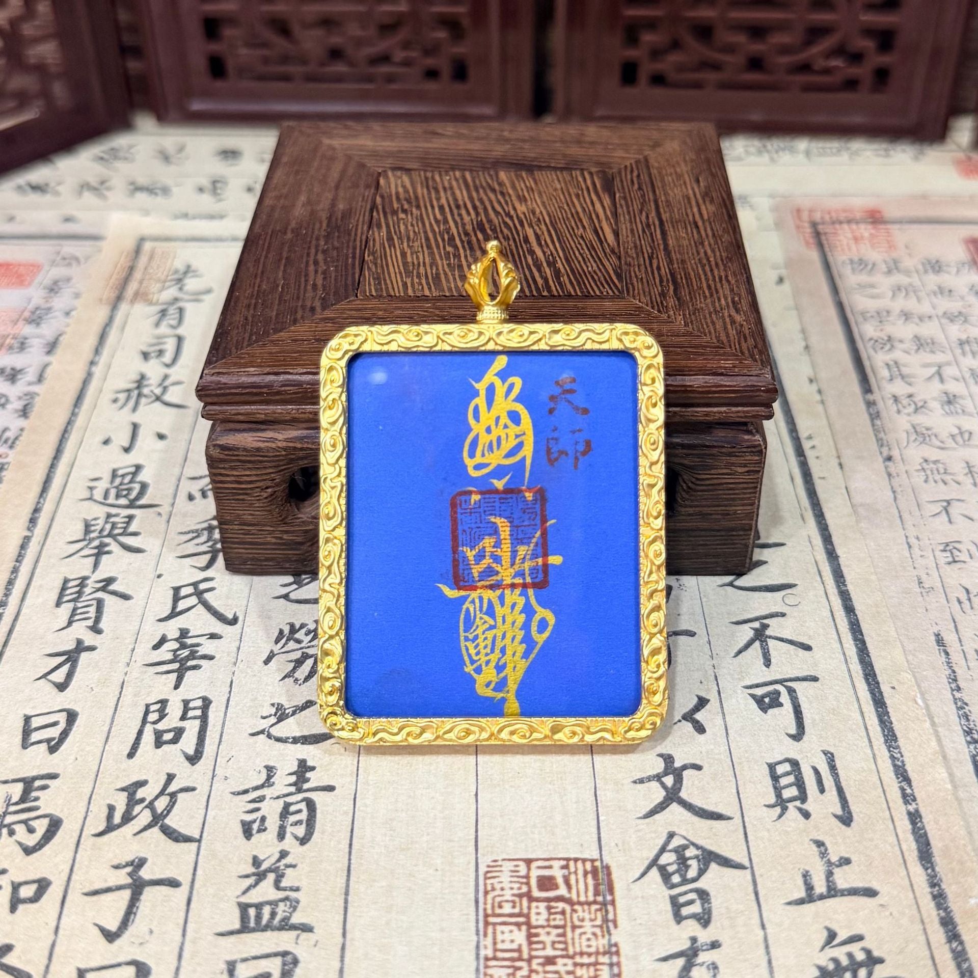 d1dc5470-23e5-4f91-9b1e-65ebbf20d236